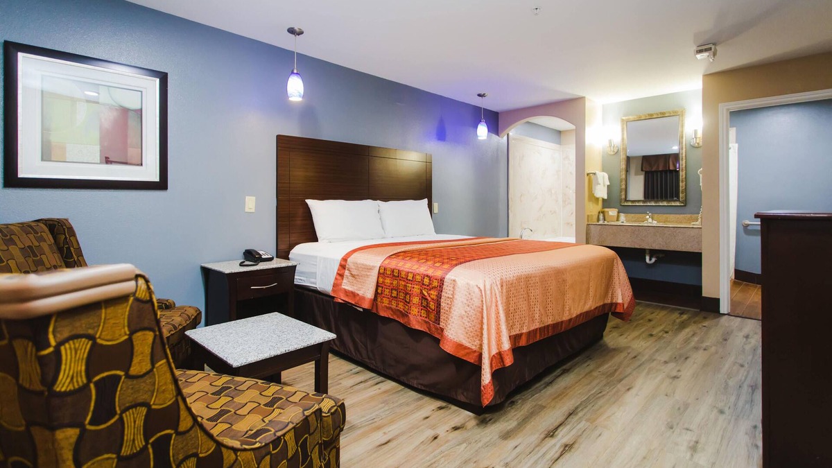 Willow Meadows/Willowbend Area Hotel | Home Place Inn