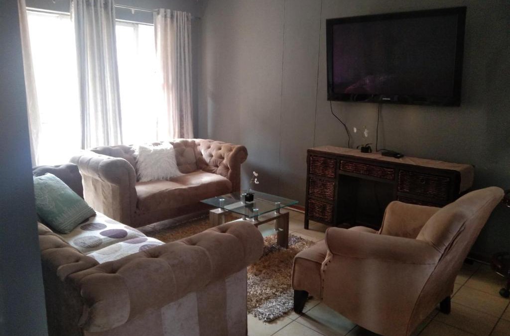 Akasia Apartment | @home self catering apartment