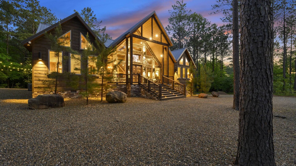 Hochatown Cabin | Home Sweet 'Homa - Rustic Chic Luxury- 5 Bedroom Cabin w/ALL Amenities!