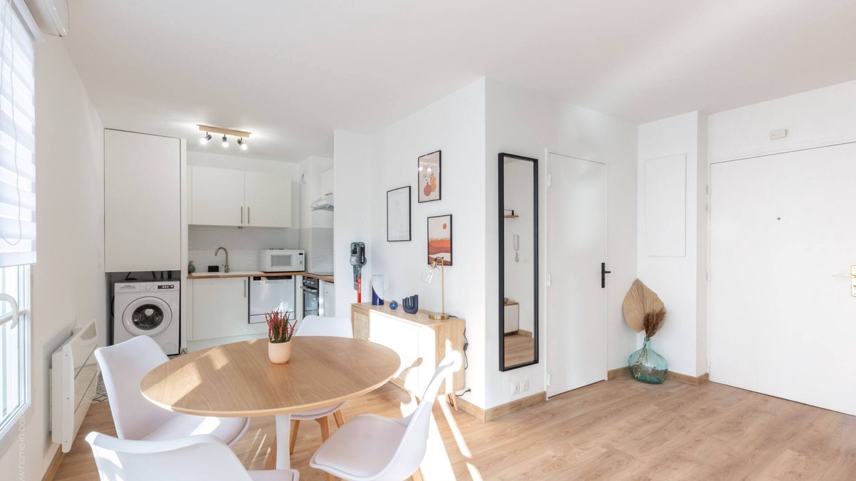 Chessy Apartment | Home Sweet Home by Plaza