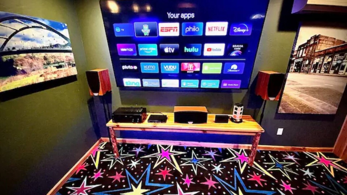 Grants Pass House | Home Theater - Gamer Ready! Suite A
