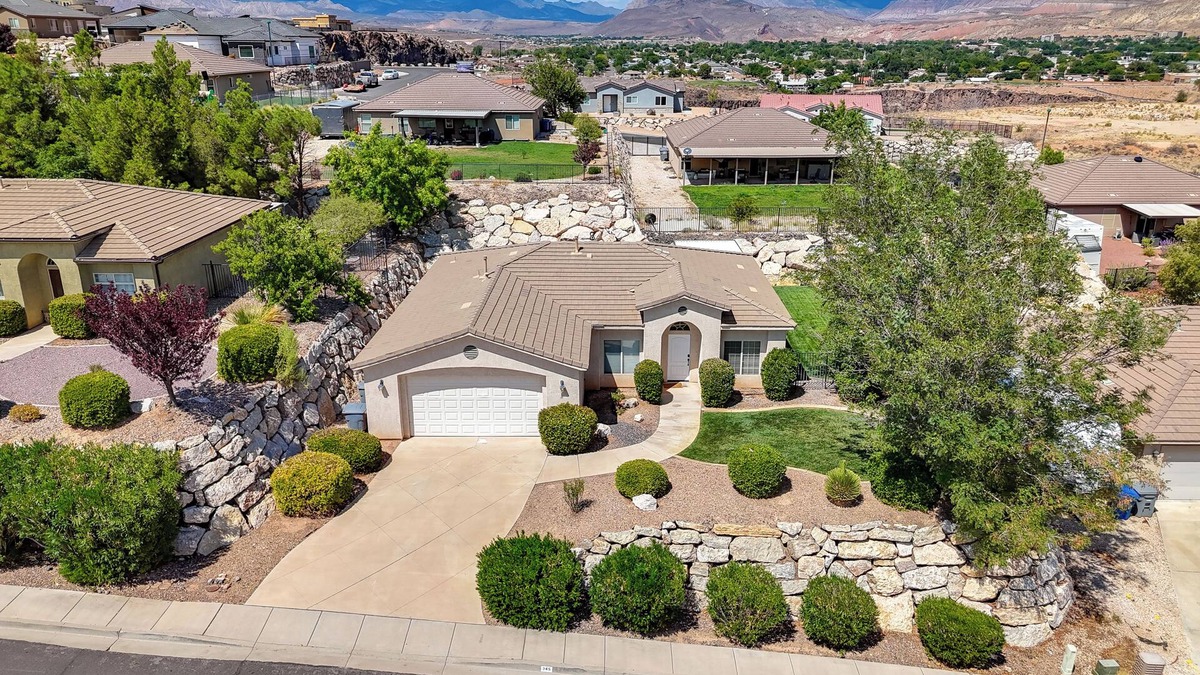Hurricane Cottage | Home w/Game Room: Near Zion National Park!