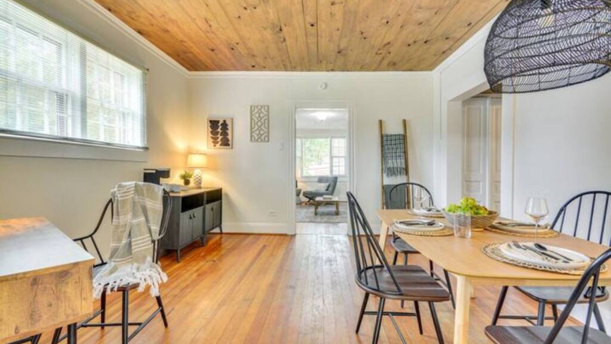 Danville House | Home w/Patio-1/2 Mi to Casino!
