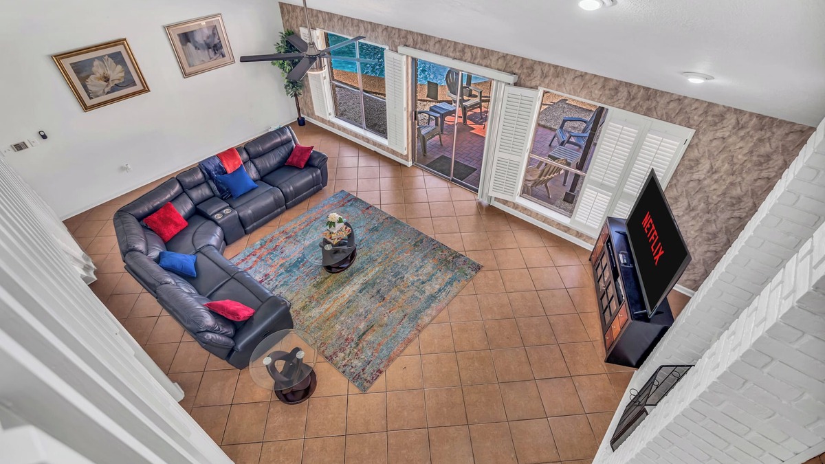 Mission Bend House | Home with pool, games and relaxation, in the middle of it all!