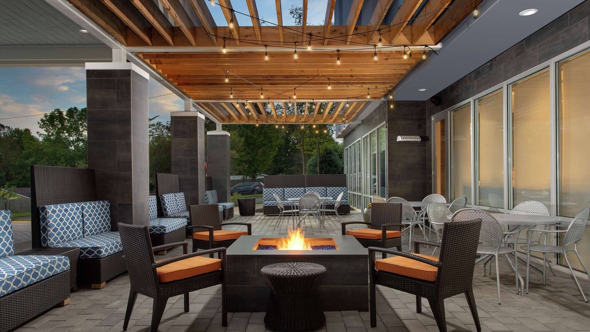 North Downtown Hotel | Home2 Suites by Hilton Charlottesville Downtown