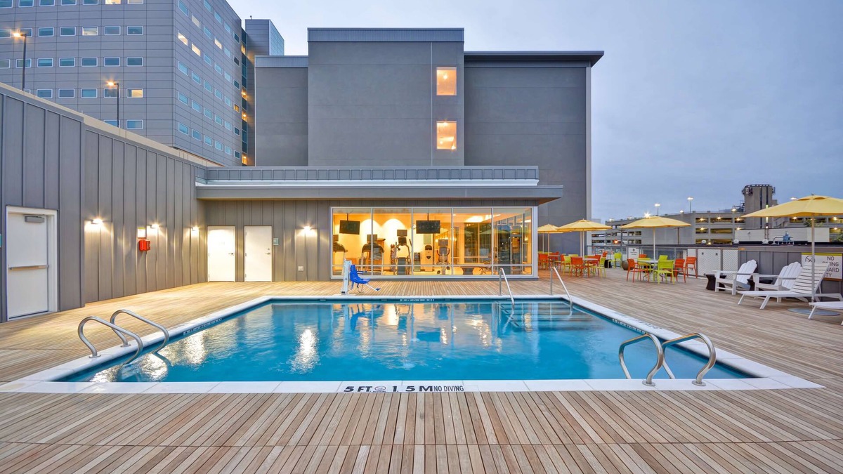 Old East Dallas Hotel | Home2 Suites by Hilton Dallas Downtown at Baylor Scott & White