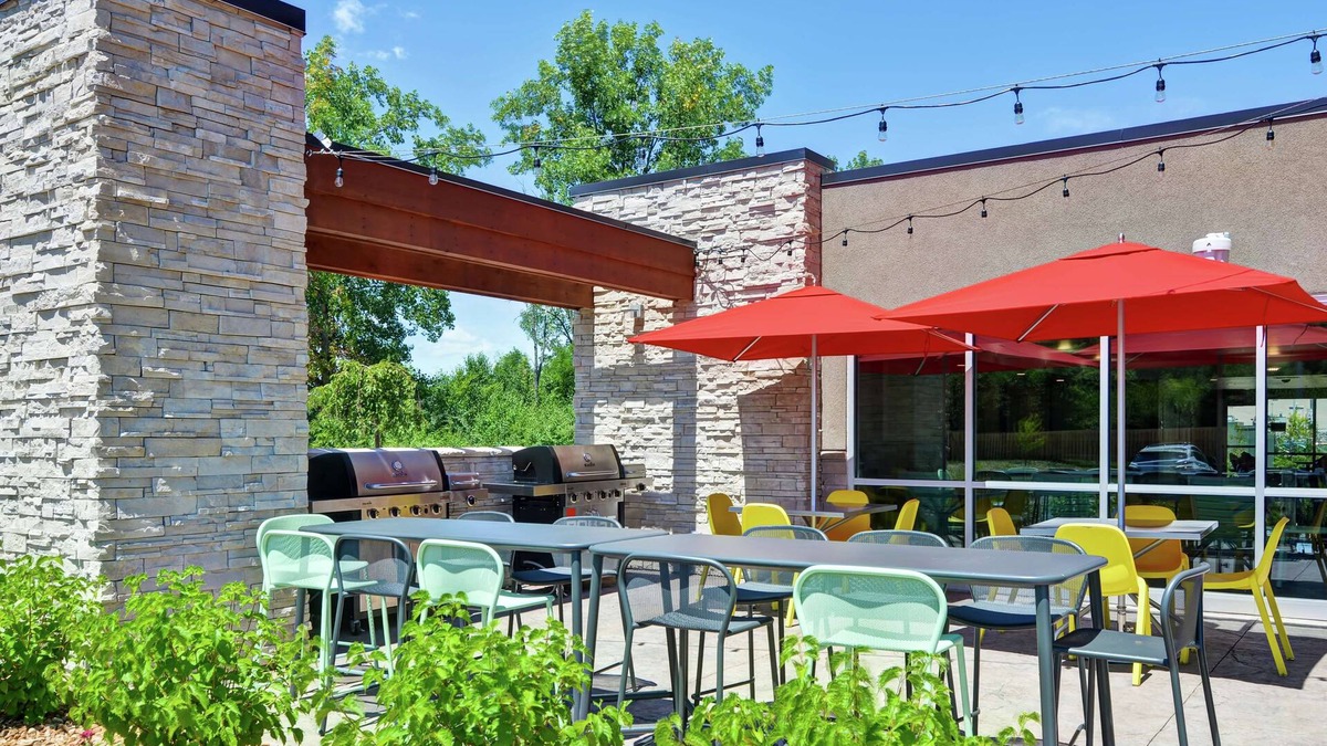 Dayton Hotel | Home2 Suites by Hilton Dayton Vandalia