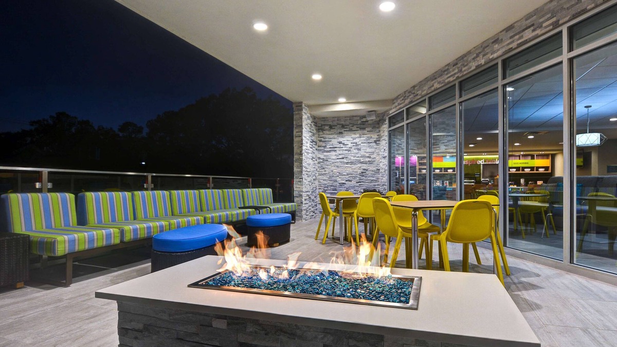 Savannah Hotel | Home2 Suites by Hilton Savannah Midtown, GA