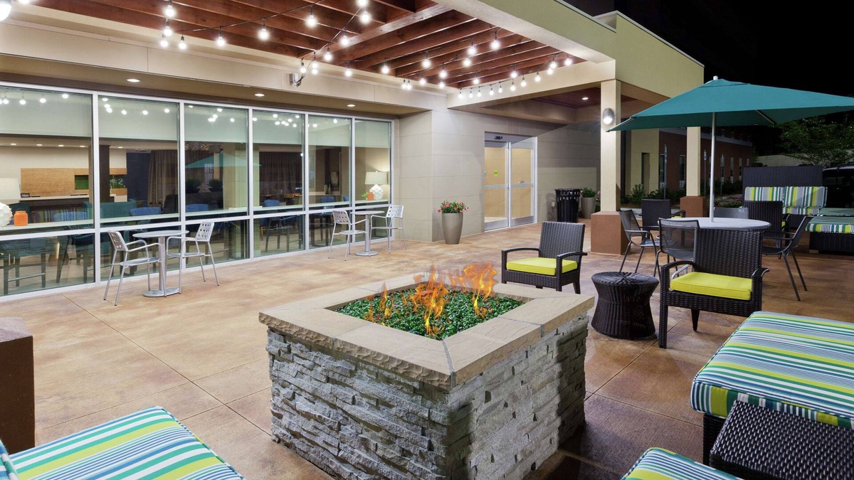 Crestline Heights Hotel | Home2 Suites by Hilton Birmingham Colonnade