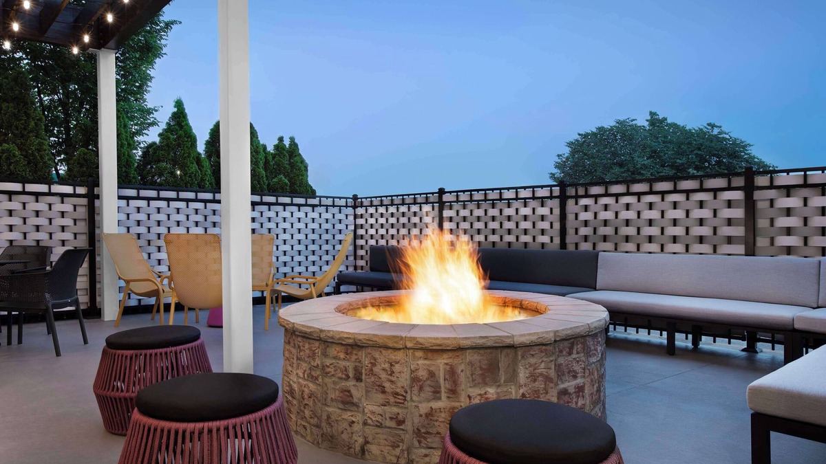 Clarksville Hotel | Home2 Suites by Hilton Clarksville/Ft. Campbell