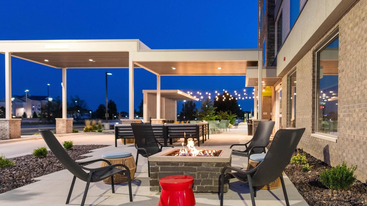 Effingham Hotel | Home2 Suites By Hilton Effingham