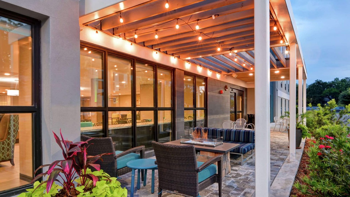 Ferry Pass Hotel | Home2 Suites by Hilton Pensacola I-10 at North Davis Hwy