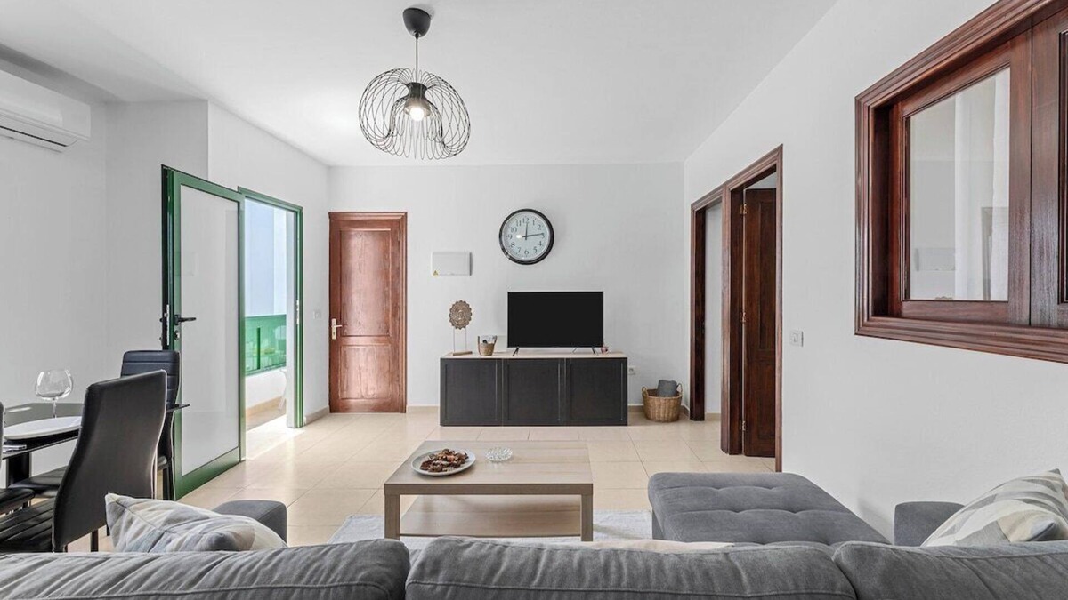 La Santa Apartment | Home2Book Charming Apartment Tinajo, Wifi