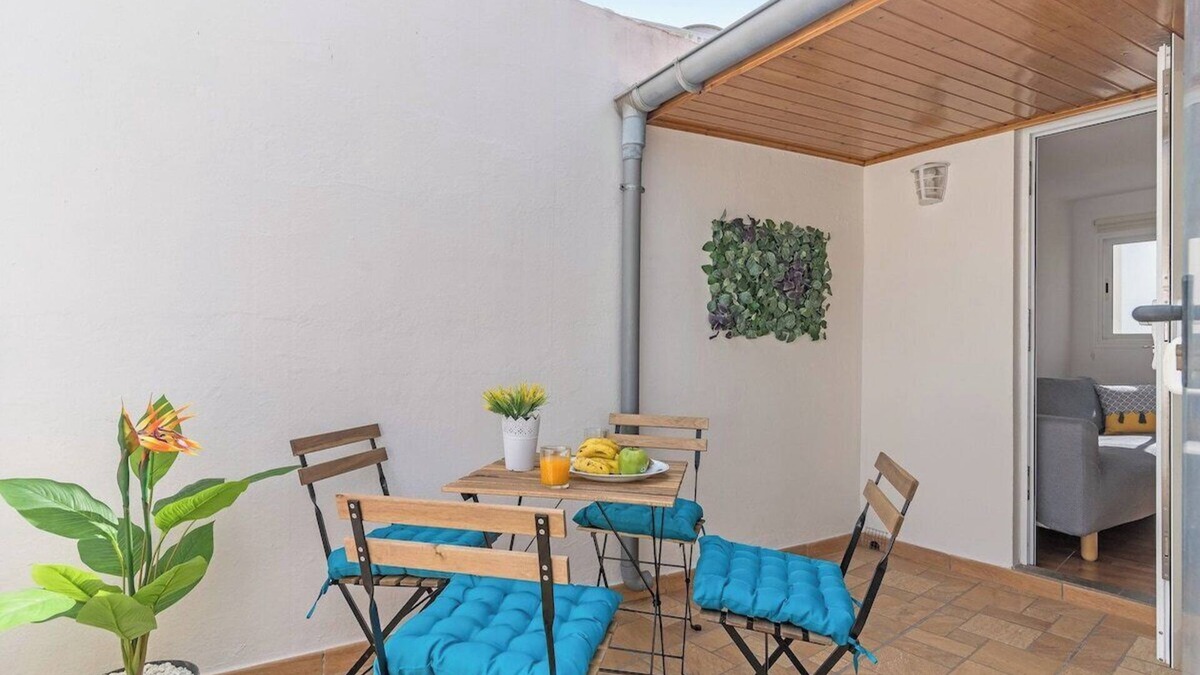 Casco Historico de Arucas Apartment | Home2Book Charming Attic Arucas Center, Terrace