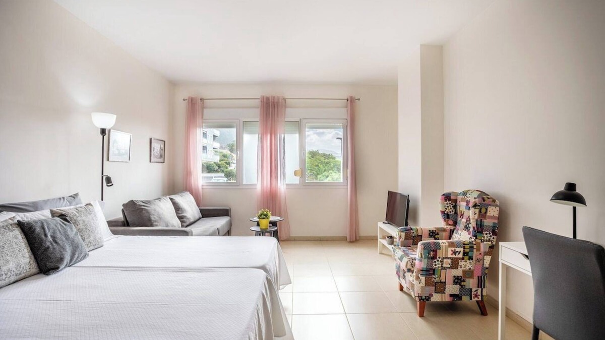 Bajamar Apartment | Home2Book Cozy Studio Bajamar, Wifi