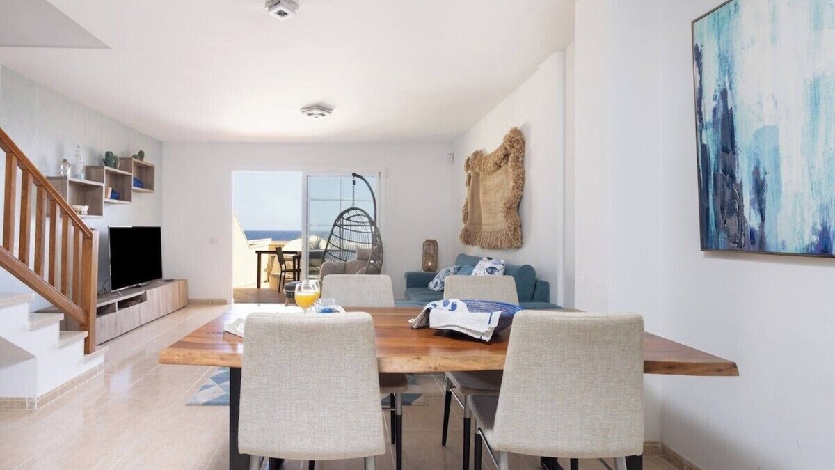 Arenas del Mar Ski Chalet | Home2Book Ocean View House El Médano, Pool