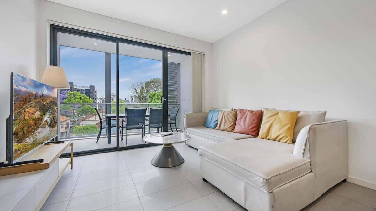 Homebush Apartment | Homebush 3 bedroom apr near Sydney Olympic park