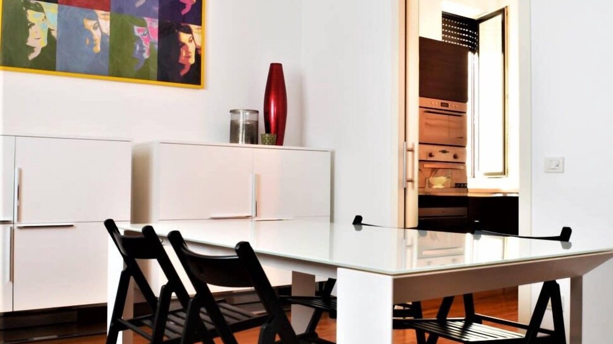 Lazzaretto Apartment | HomeLovers Two Rooms Retreat P.ta Venezia District close MM1