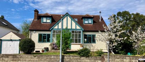 Sevenoaks House | Homely holiday house in central Sevenoaks