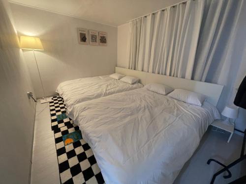 Hapjeong-dong Apartment | Homely Stay season2