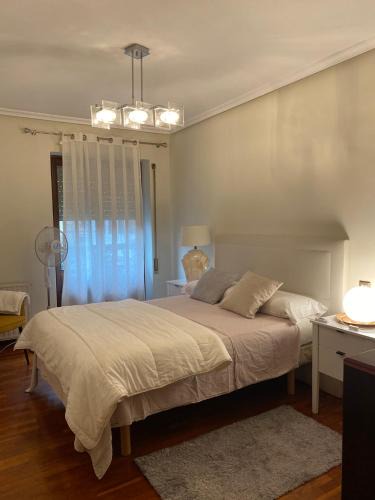 Zumarraga Apartment | HomeOffice with Church Views