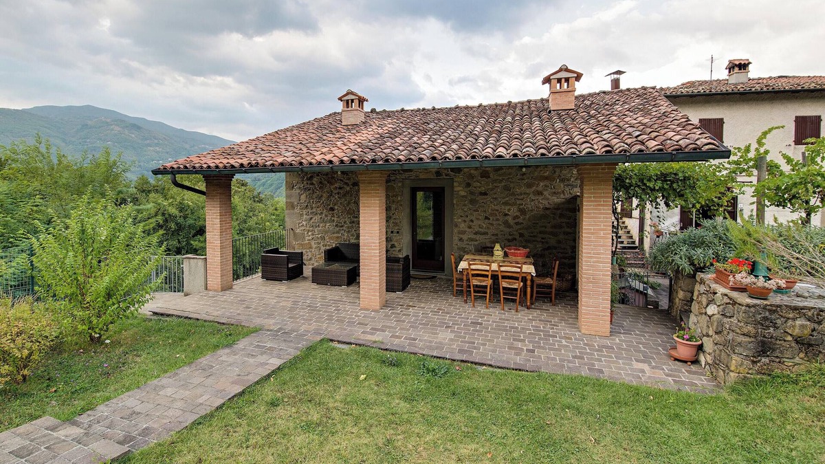 Castelnuovo di Garfagnana House | Homerez - House in Castelnuovo di Garfagnana