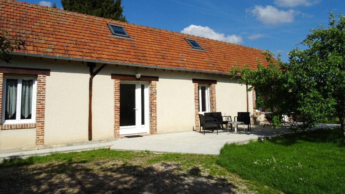 Berengeville-la-Campagne House | Homerez - House for 4 ppl. with garden and terrace at Bérengeville-la-campagne