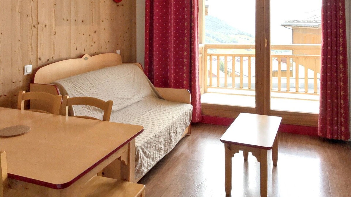 Montgellafrey Apartment | Homerez - Apt. mountain view Saint-François