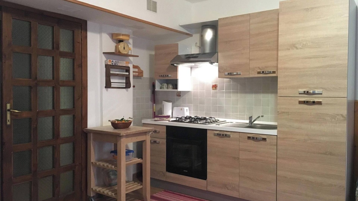 Roccaraso Apartment | Homerez - 1-Bedroom Mountain View Apartment