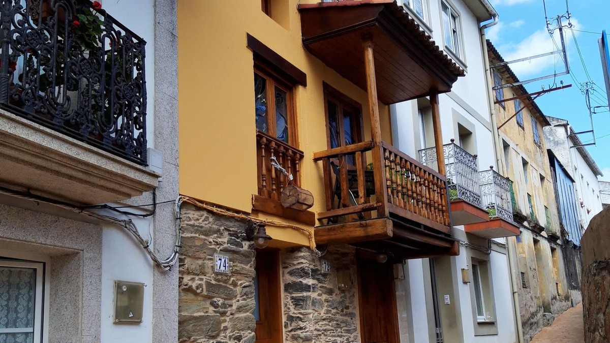Ares House | Homerez - 200 m away from the beach! House for 8 ppl. with sea view at Redes