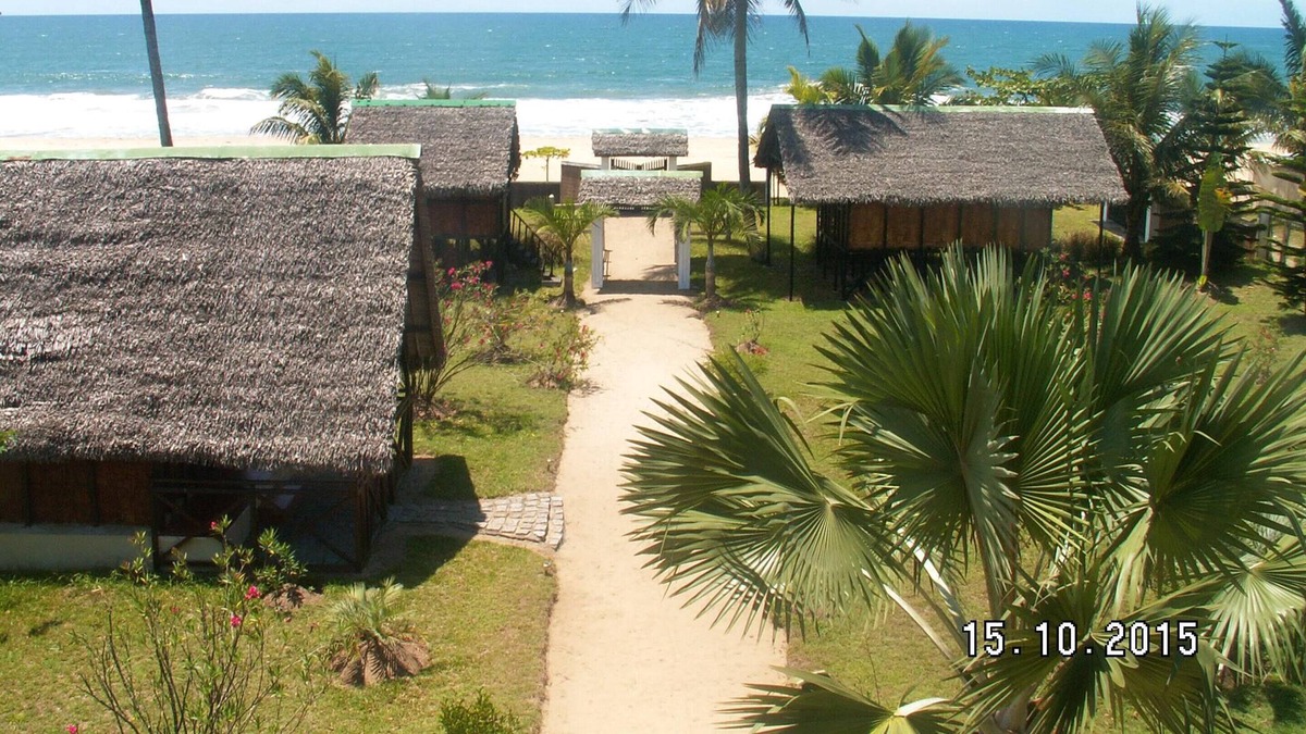 Toamasina House | Homerez - 50 m away from the beach! House for 8 ppl. with sea view at Toamasina