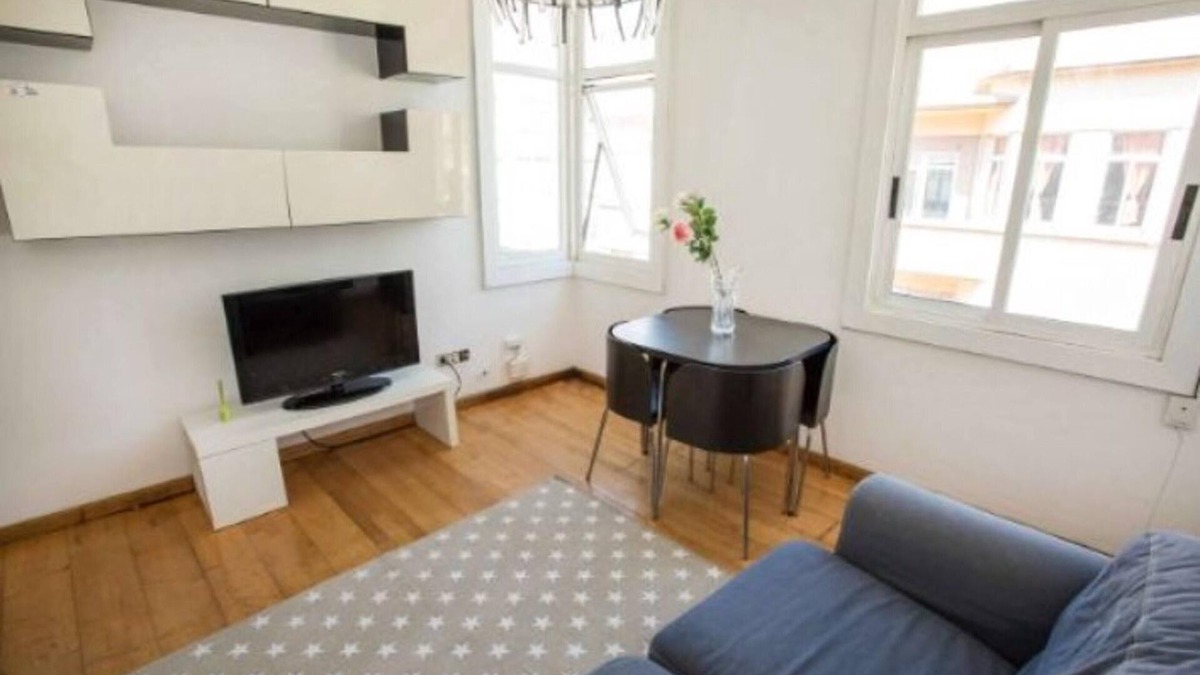 La Coruna Apartment | Homerez - Amazing appartement 3 km away from the beach for 5 ppl. with jacuzzi