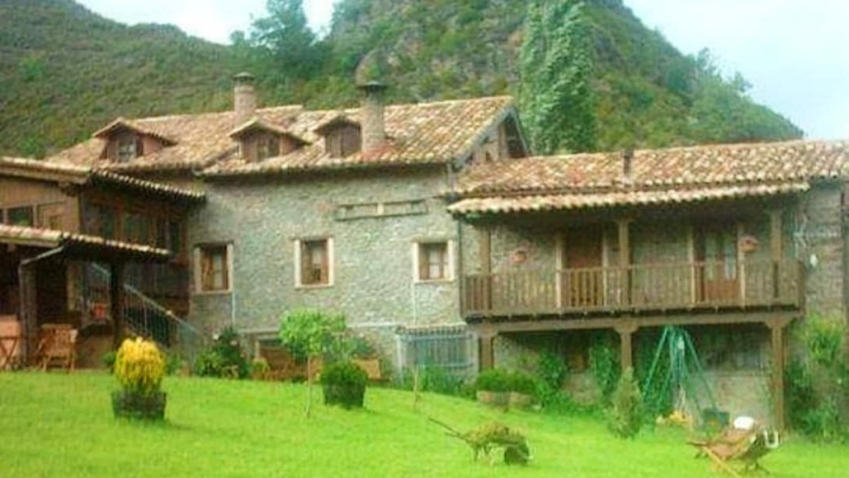 Ardanue Apartment | Homerez - Amazing appartement for 4 ppl. with terrace at Ardanué
