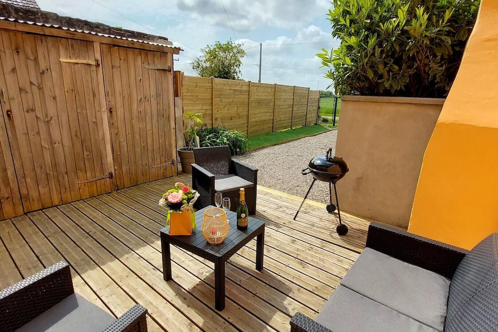 Cappelle-Brouck House | Homerez - Amazing house for 6 ppl. with garden and terrace at Cappelle-Brouck