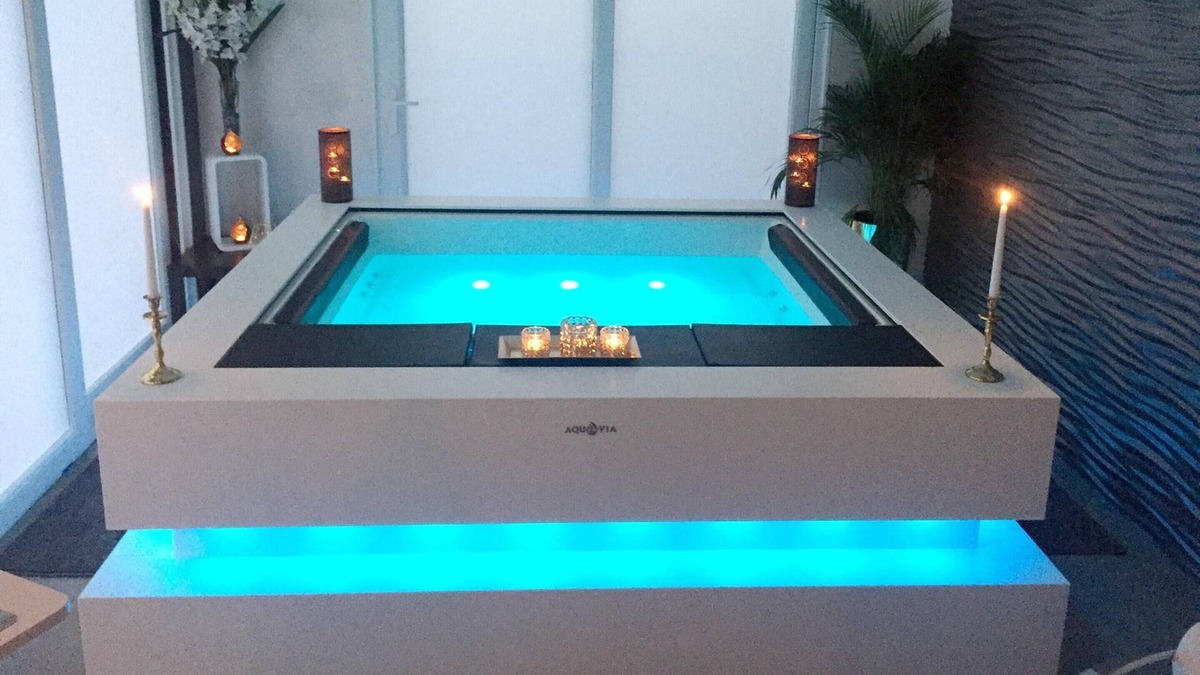 Tournai House | Homerez - Amazing house for 2 ppl. with jacuzzi, garden and terrace at Tournai