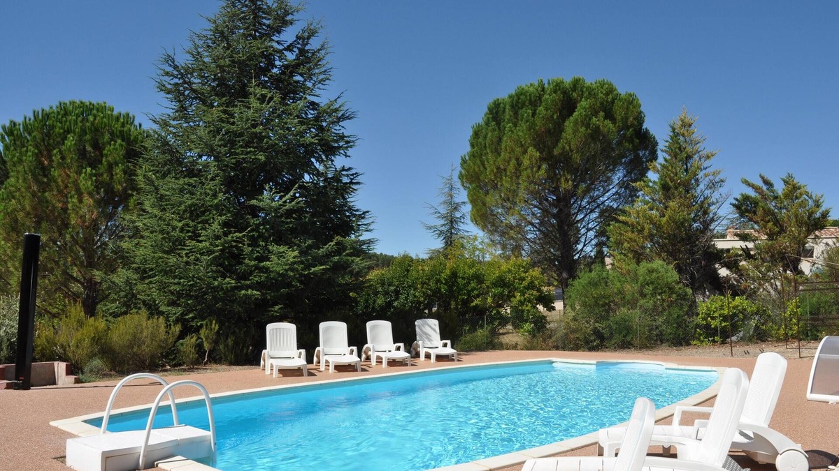 Rustrel House | Homerez - Amazing house for 6 ppl. with shared pool and terrace at Rustrel