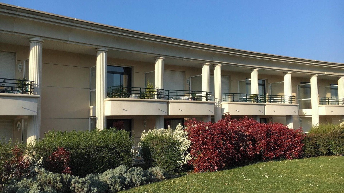 Saint-Andre-des-Eaux Apartment | Homerez - Apartment in Saint-André-des-Eaux