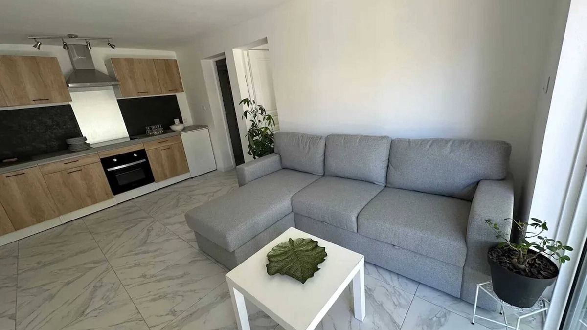 Tremblay-en-France Apartment | Homerez - Apartment in Tremblay-en-France