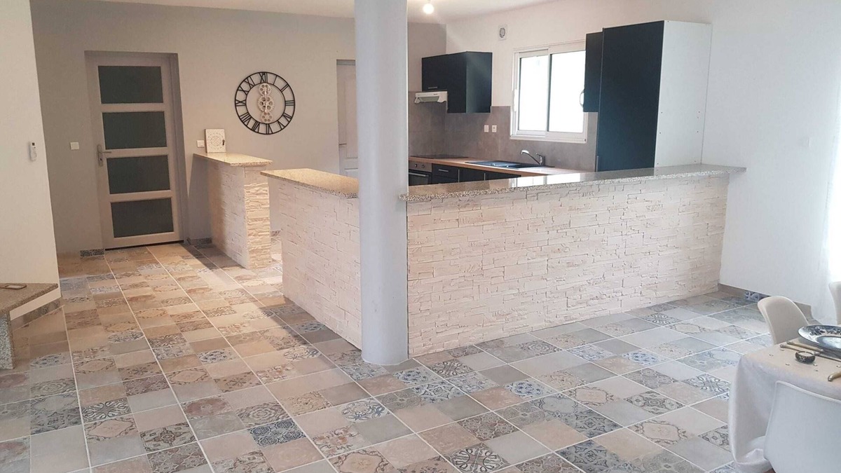 Clermont-Dessous Apartment | Homerez - Apartment in Clermont-Dessous