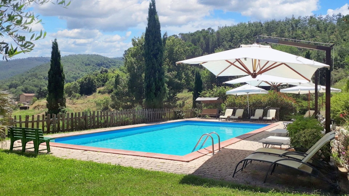 Lisciano Niccone Apartment | Homerez - Apartment in Lisciano Niccone