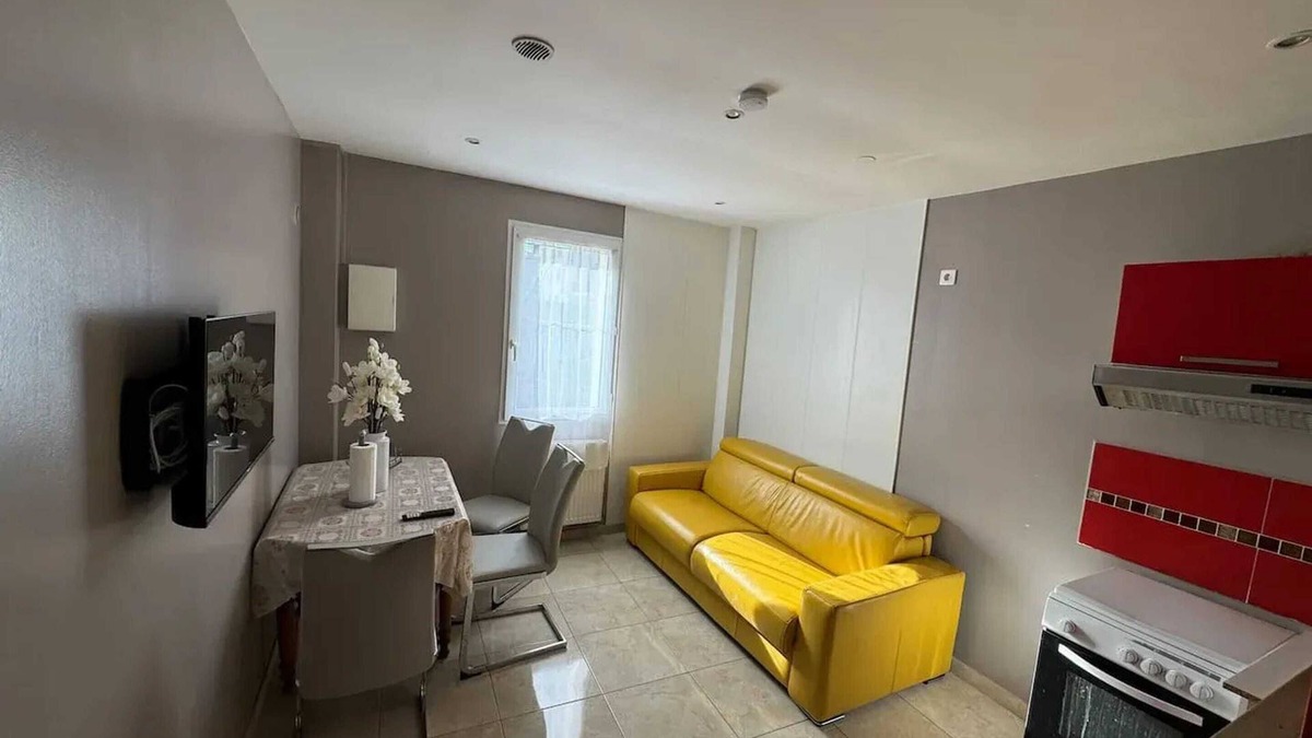 Villiers-le-Bel Apartment | Homerez - Apartment Villiers-le-Bel.