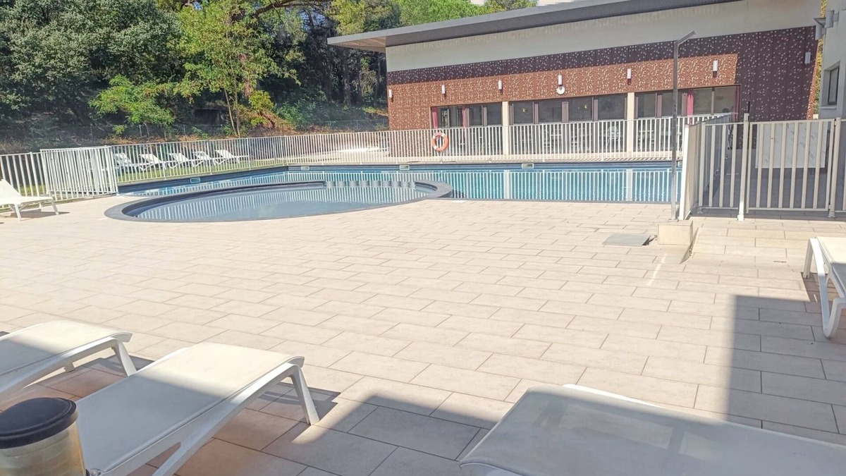 Remoulins Apartment | Homerez - Apartment in Remoulins