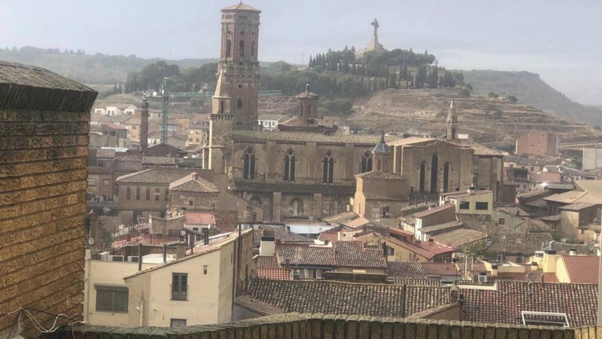Tudela Apartment | Homerez - Apartment in the Heart of Tudela