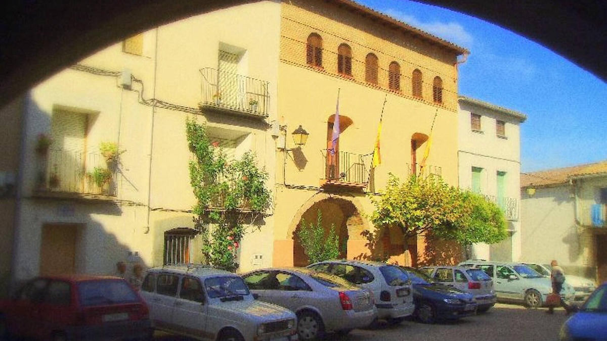 Tolva Apartment | Homerez - Apartment in Tolva, mountain view