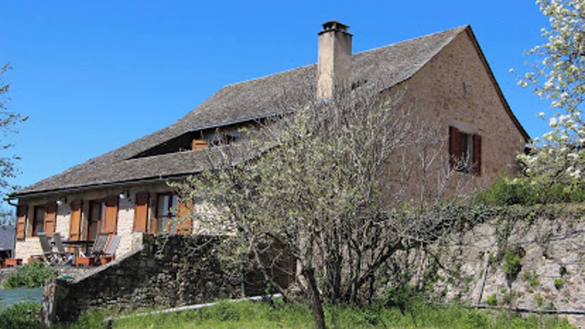 Espalion Apartment | Homerez - App. mt view in Espalion