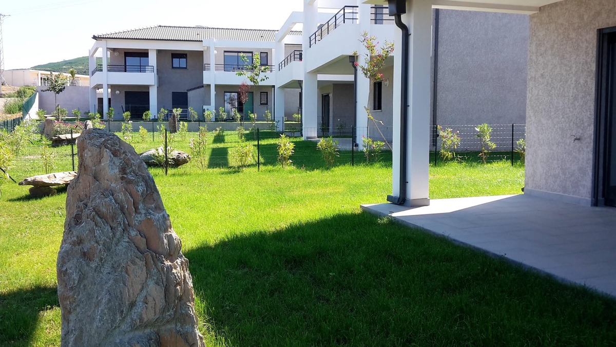 Olmeta-di-Tuda Apartment | Homerez - Appartement 10 km away from the beach for 4 ppl. with shared pool