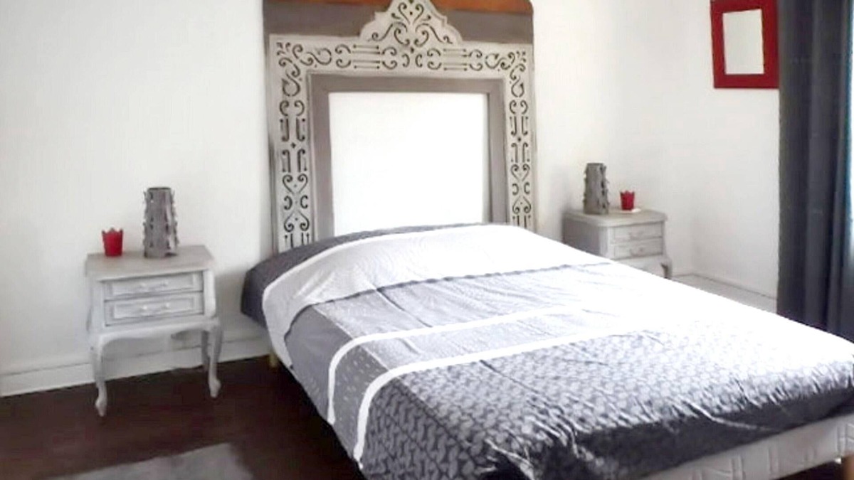 Biesheim Apartment | Homerez - Appartement for 6 ppl. with shared pool and terrace at Biesheim