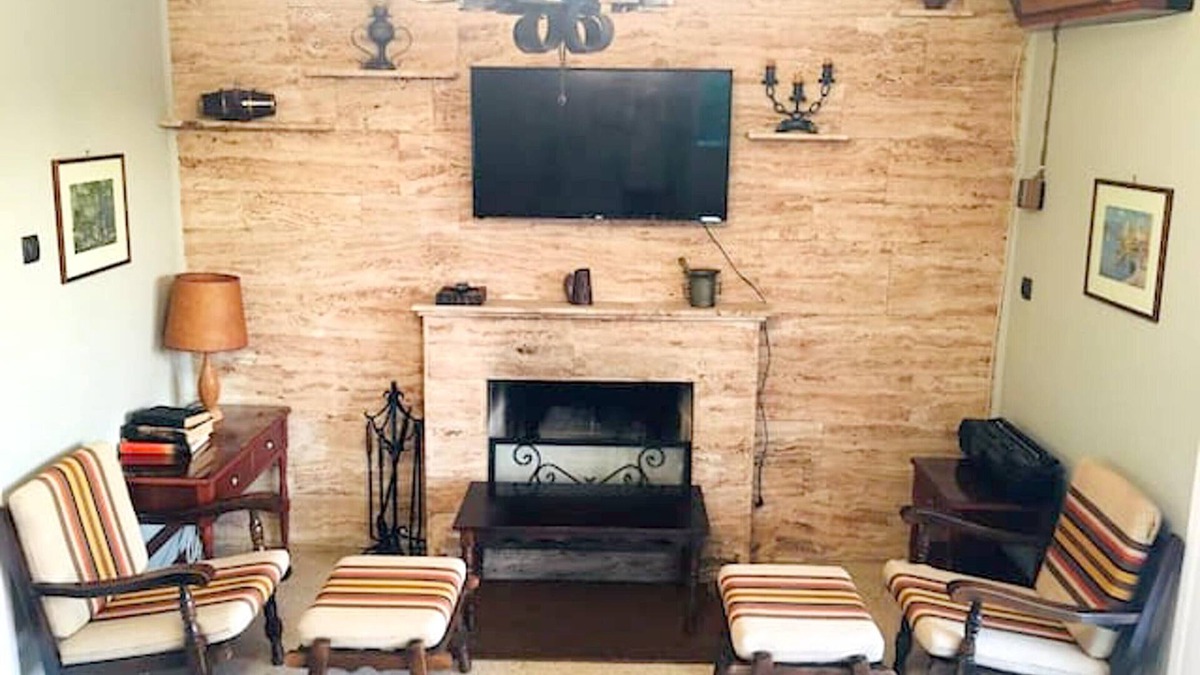 Tanagra Apartment | Homerez - Appartement for 4 ppl. with garden, terrace and balcony at Dilesi