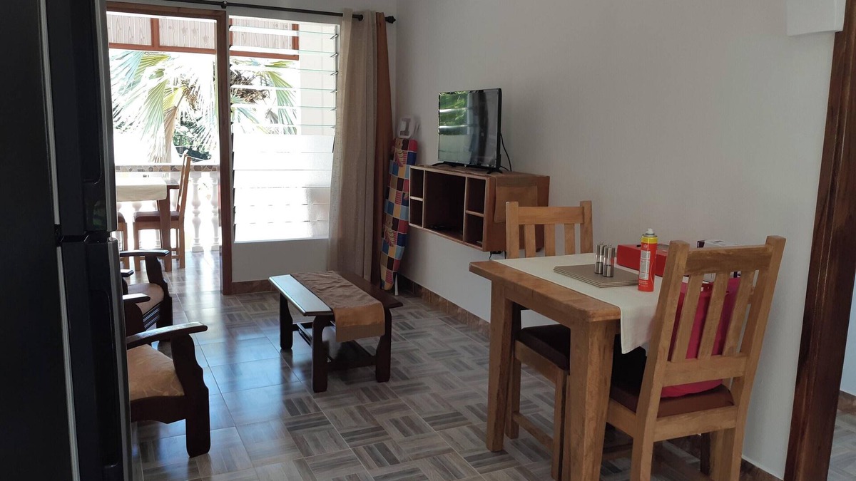 Baie Ste Anne Apartment | Homerez - Apt. Baie Sainte Anne