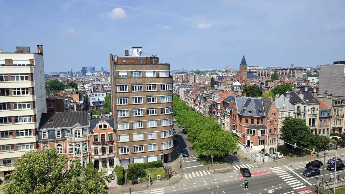 Etterbeek Apartment | Homerez - Apt. Etterbeek with balcony